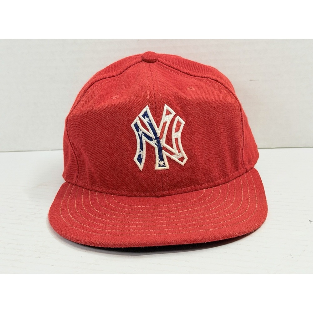 New Era 59FIFTY New York Yankees Stars & Stripes Fitted Hat 7 1/4 Red USA